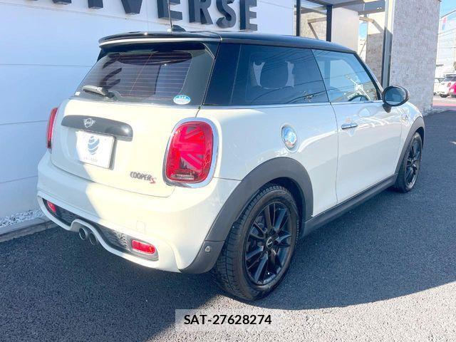 Bmw MINI 2018-08 2350812-17
