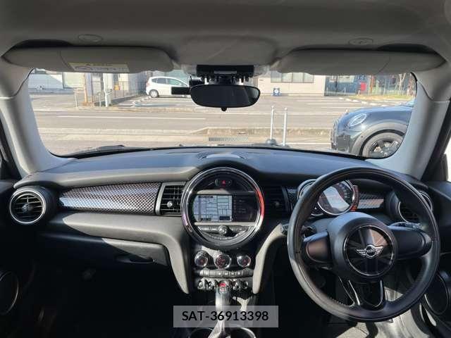 Bmw MINI 2015-04 5872225-10