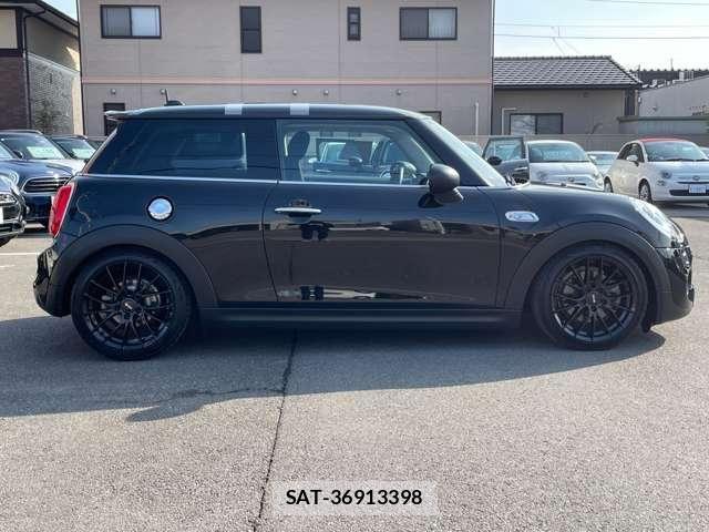 Bmw MINI 2015-04 5872225-3
