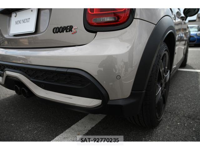 Bmw MINI 2023-01 6013099-14