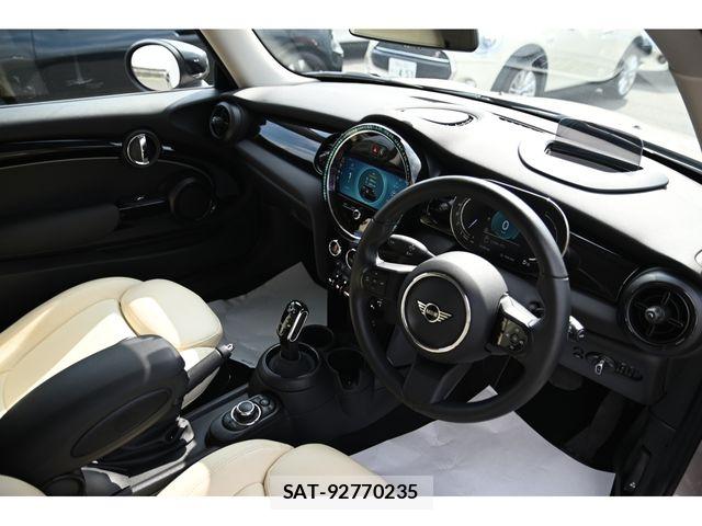 Bmw MINI 2023-01 6013099-18
