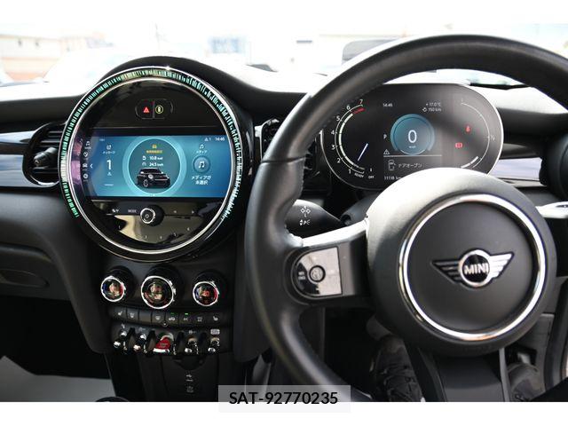 Bmw MINI 2023-01 6013099-21