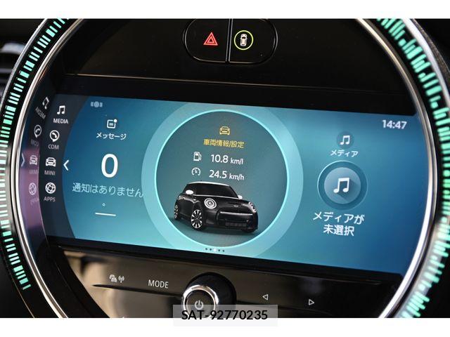 Bmw MINI 2023-01 6013099-23