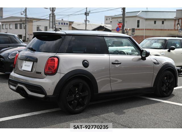 Bmw MINI 2023-01 6013099-4