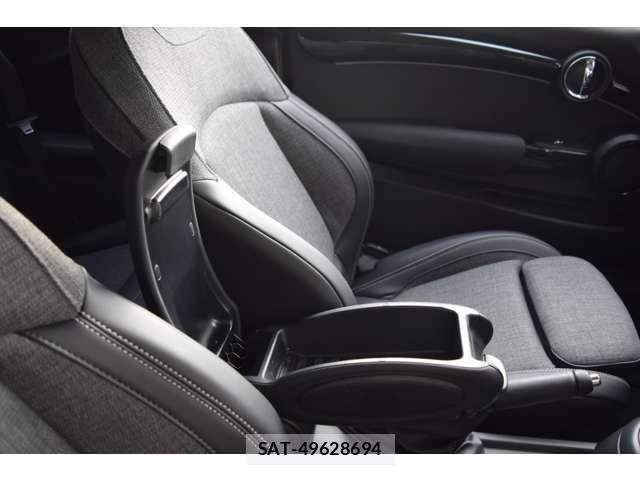 Bmw MINI 2022-03 6908468-18