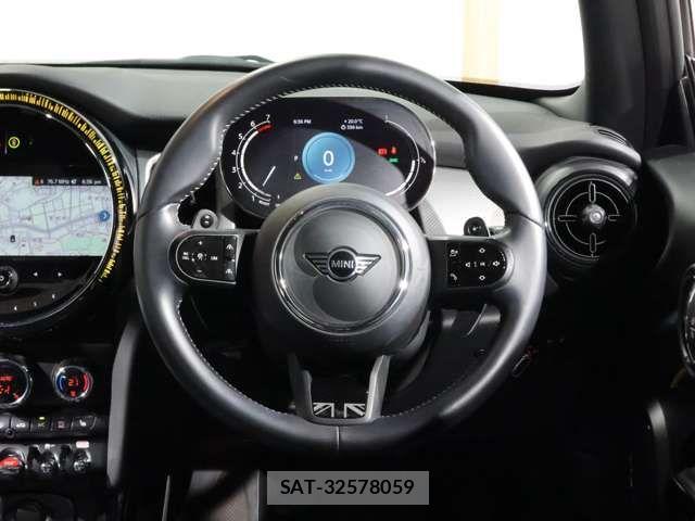 Bmw MINI 2022-03 7059587-16