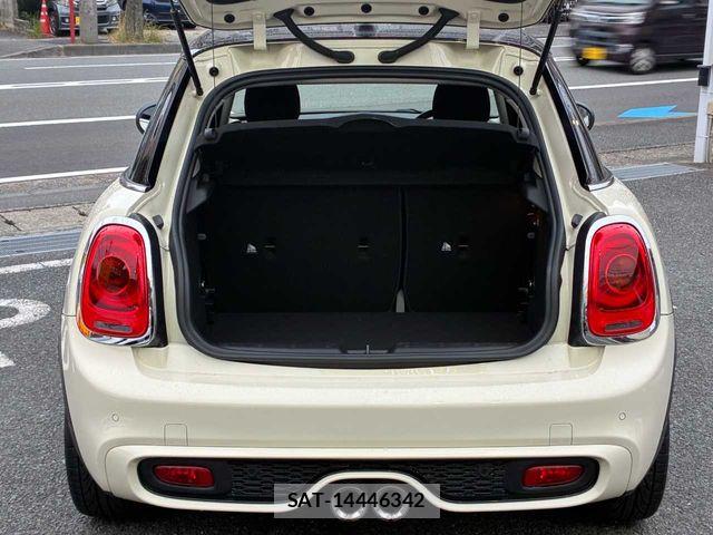 Bmw MINI 2018-04 7272333-20