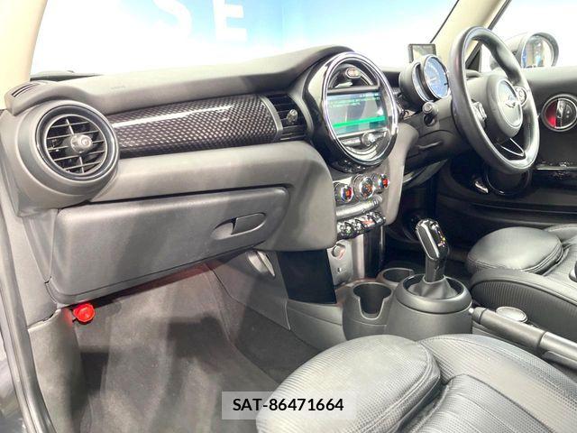 Bmw MINI 2018-12 7272331-19