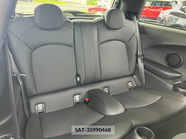 Bmw MINI 2023-10 7455816-18