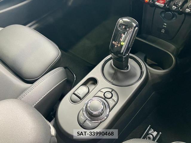 Bmw MINI 2023-10 7455816-24