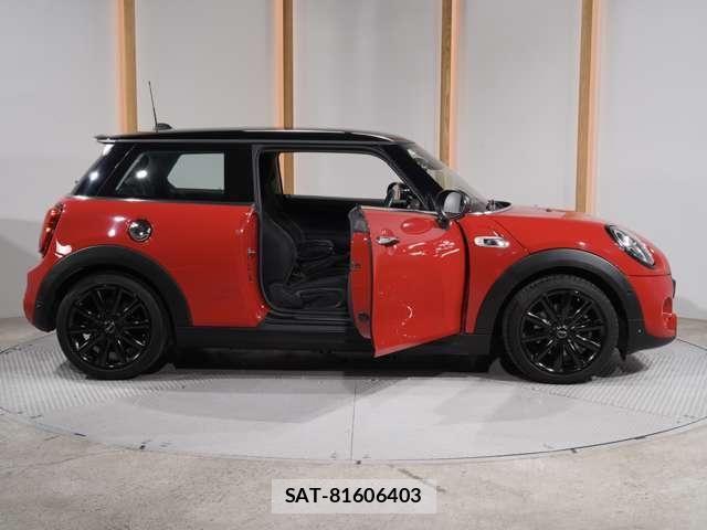 Bmw MINI 2019-02 7501556-23