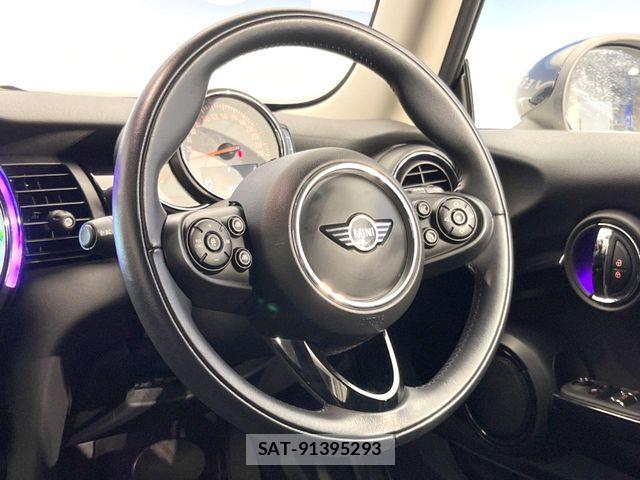 Bmw MINI 2019-02 7618119-19
