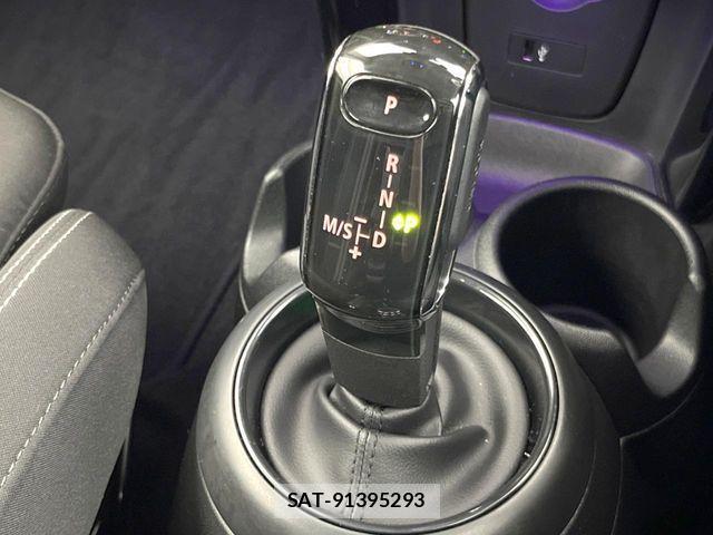 Bmw MINI 2019-02 7618119-7