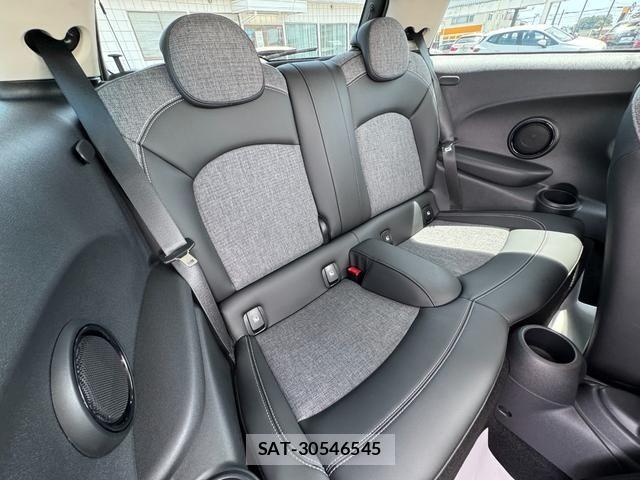 Bmw MINI 2021-08 7618116-17