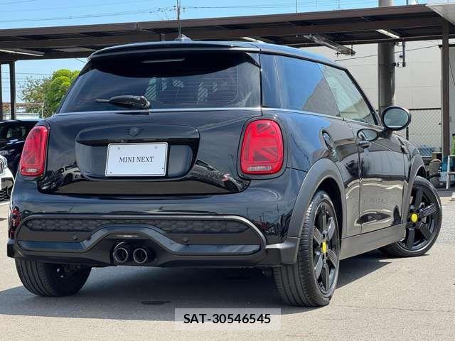 Bmw MINI 2021-08 7618116-2