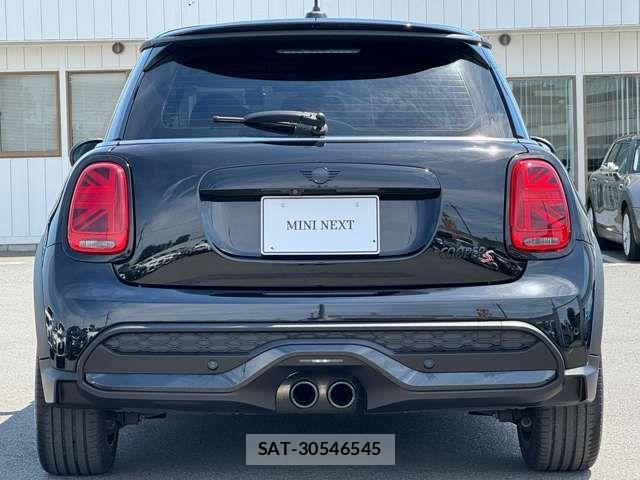 Bmw MINI 2021-08 7618116-4