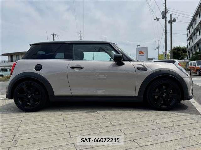 Bmw MINI 2021-06 7618117-11