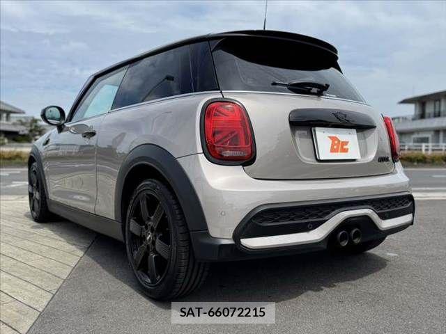Bmw MINI 2021-06 7618117-12