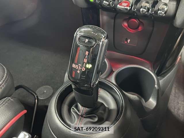 Bmw MINI 2021-08 7725757-10