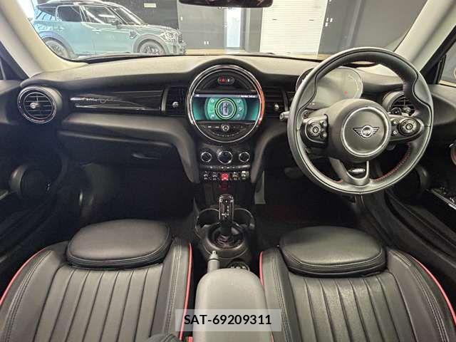 Bmw MINI 2021-08 7725757-1