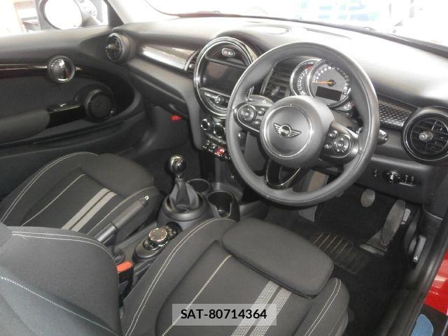 Bmw MINI 2018-10 7787078-16