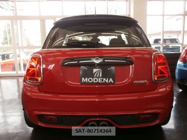 Bmw MINI 2018-10 7787078-27