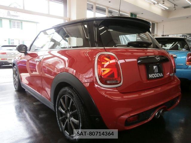 Bmw MINI 2018-10 7787078-29