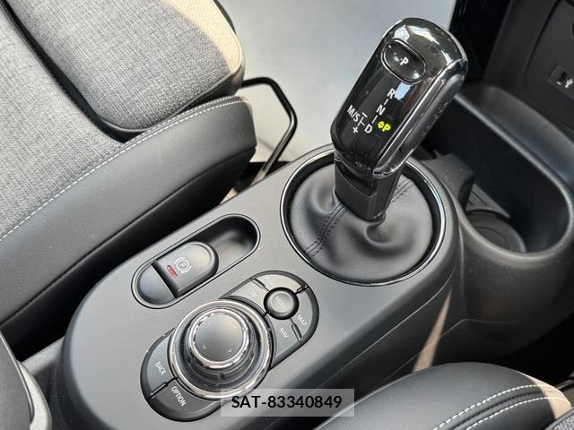 Bmw MINI 2021-06 7787086-24