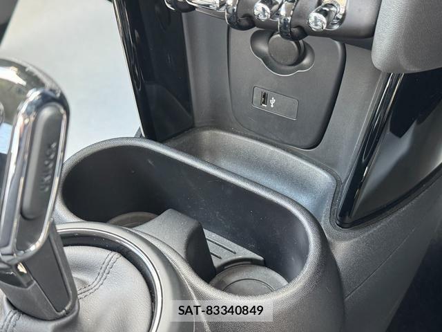 Bmw MINI 2021-06 7787086-25