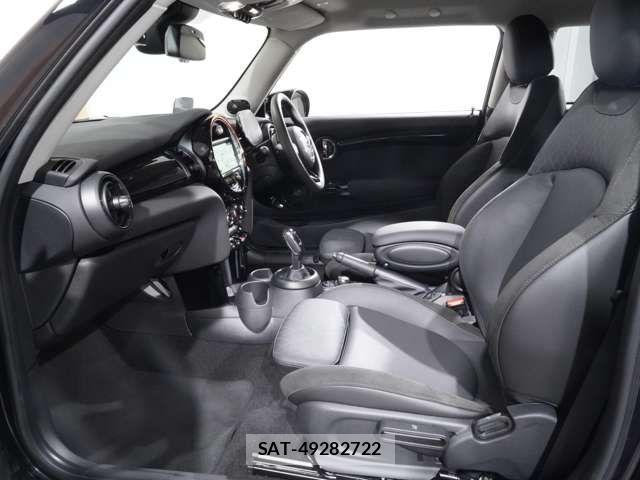 Bmw MINI 2021-04 7877812-9