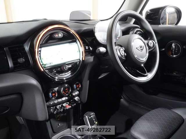 Bmw MINI 2021-04 7877812-15