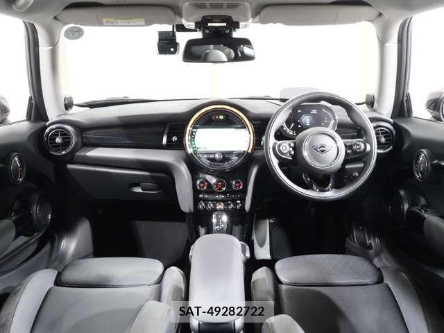 Bmw MINI 2021-04 7877812-2