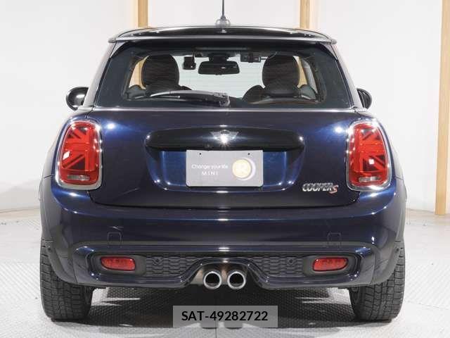 Bmw MINI 2021-04 7877812-7