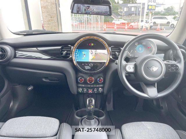 Bmw MINI 2021-07 7902984-1