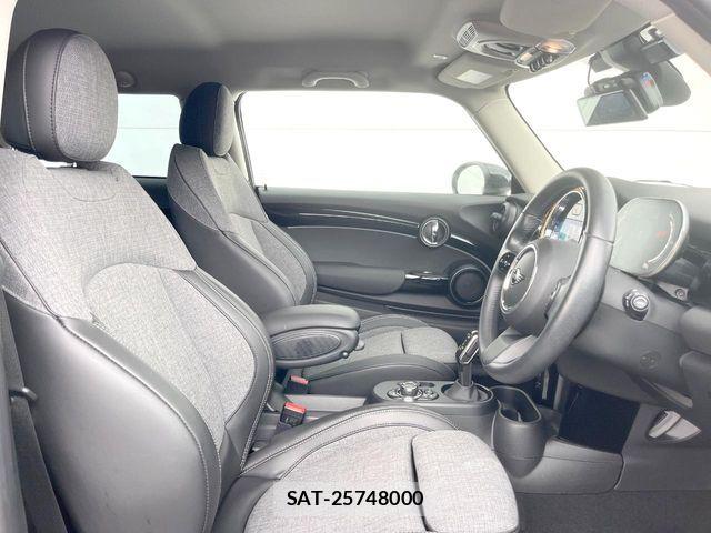 Bmw MINI 2021-07 7902984-8