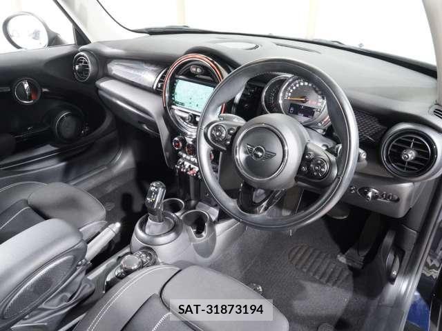Bmw MINI 2019-08 8074614-13