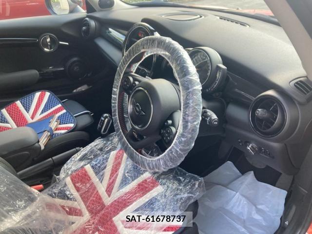 Bmw MINI 2018-06 8100470-11
