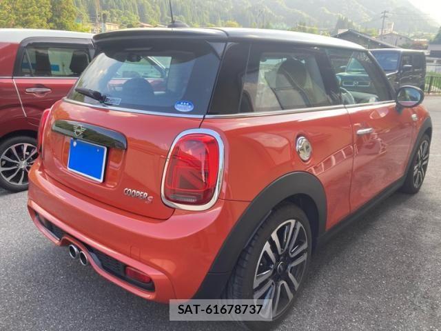 Bmw MINI 2018-06 8100470-7