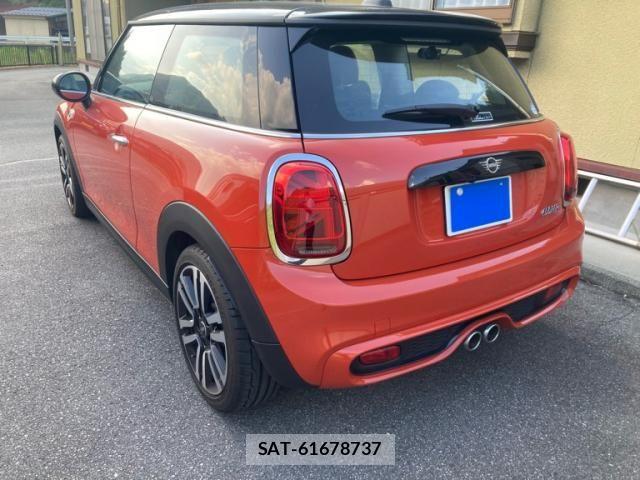 Bmw MINI 2018-06 8100470-8