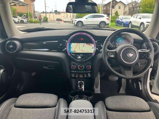 Bmw MINI 2023-06 8100469-1