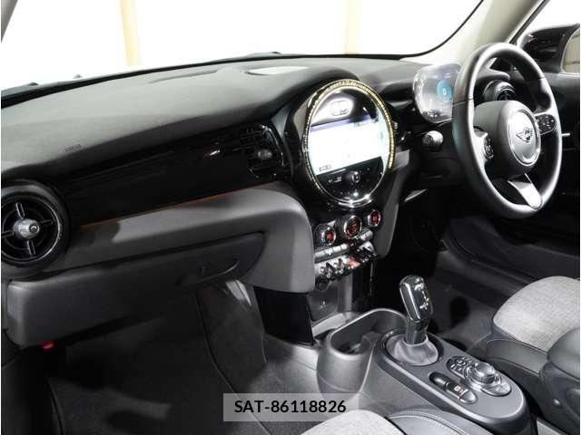 Bmw MINI 2022-03 8131244-14