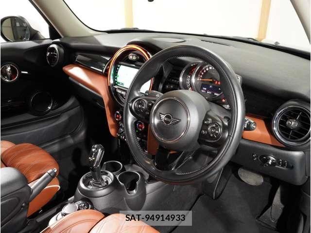 Bmw MINI 2018-10 8230821-13