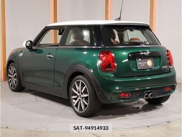 Bmw MINI 2018-10 8230821-1