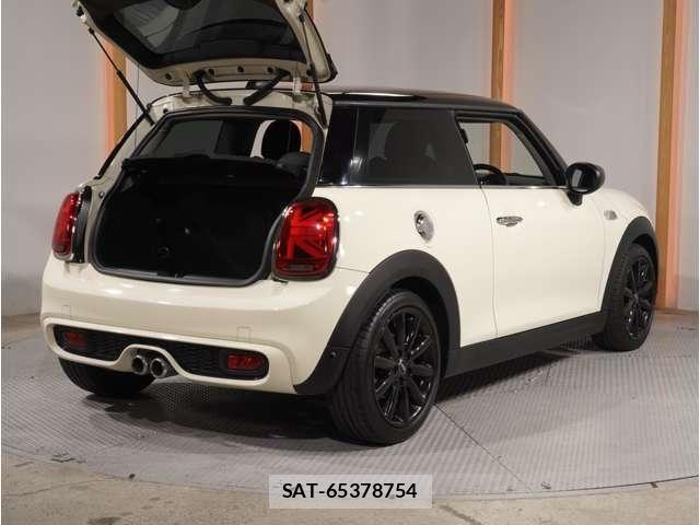 Bmw MINI 2019-12 8230820-25
