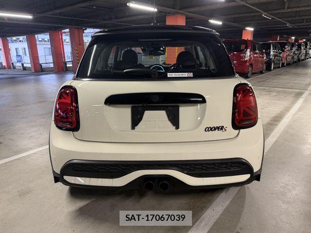 Bmw MINI 2021-06 8315465-6