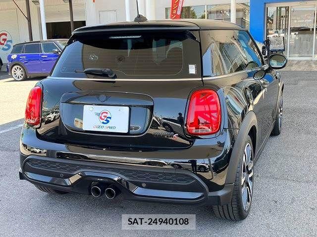 Bmw MINI 2021-12 8485753-12