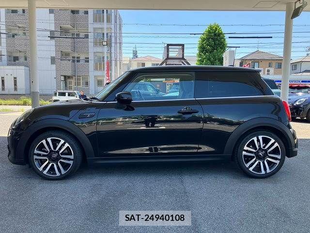 Bmw MINI 2021-12 8485753-15