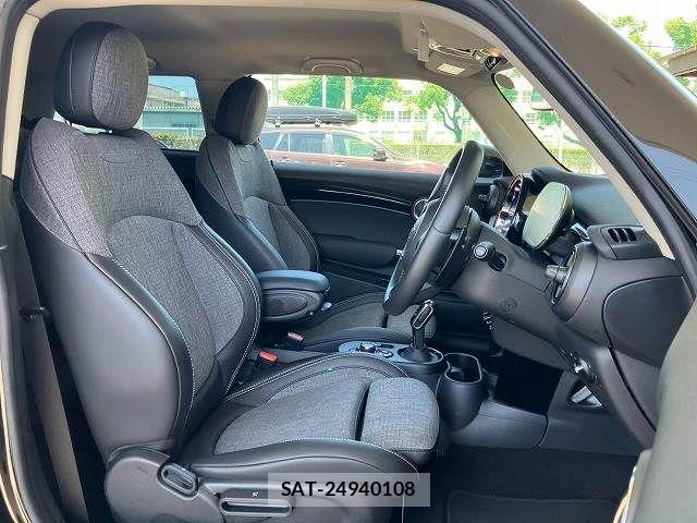 Bmw MINI 2021-12 8485753-16