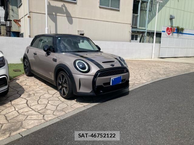Bmw MINI 2022-04 8525776-1