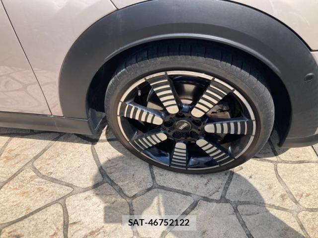 Bmw MINI 2022-04 8525776-21